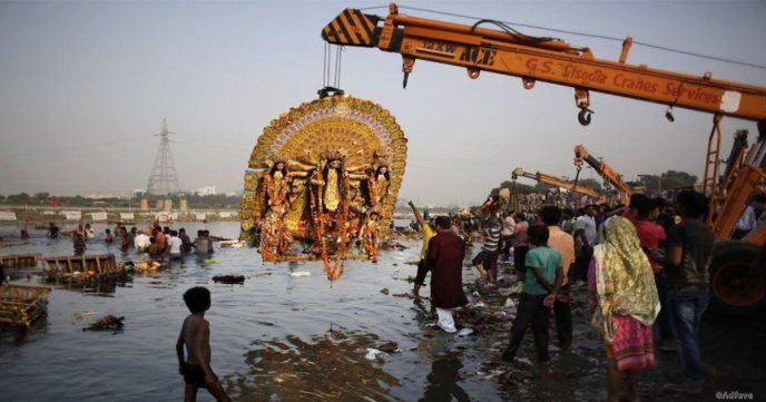 Священный и ужасный Ганг: во что превратилась индийская река богов